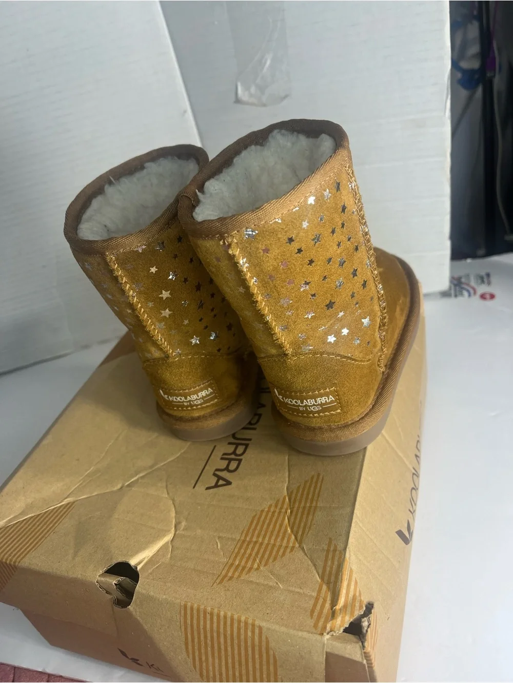 T. Koola Short Stars size size 8 children